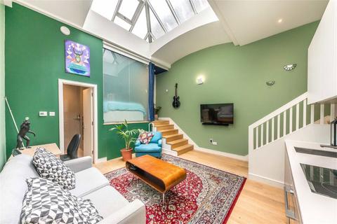 3 bedroom flat for sale, Warwick Square, London SW1V