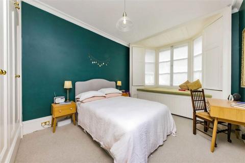 3 bedroom flat for sale, Warwick Square, London SW1V