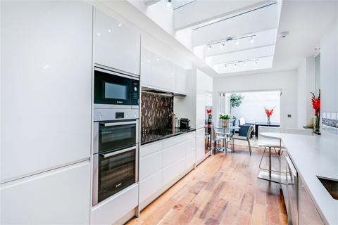 3 bedroom flat for sale, St. Georges Square, London SW1V