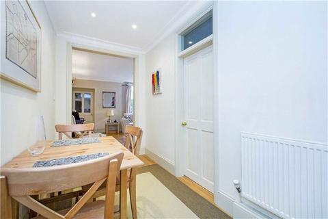 1 bedroom flat to rent, Claverton Street, London SW1V