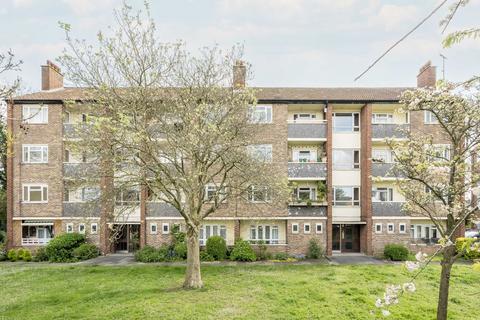 1 bedroom flat for sale, Westfields Avenue, London SW13