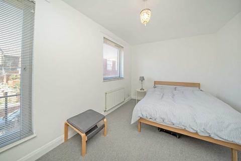 11 Water Lane, Twickenham, TW1 3NP