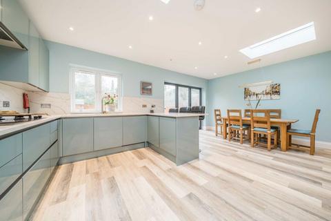 6 bedroom house to rent, Burney Avenue, Surbiton KT5