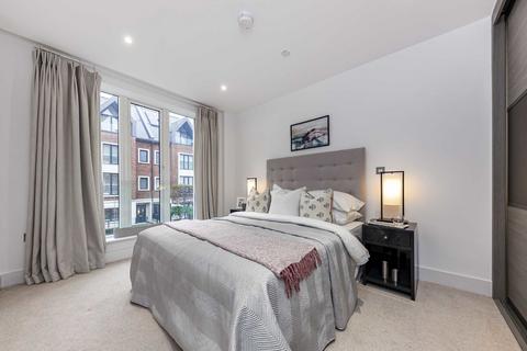 3 Noel Square, Teddington, TW11 8JA