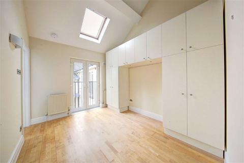 1 bedroom flat to rent, Gainsborough Road, Kew TW9