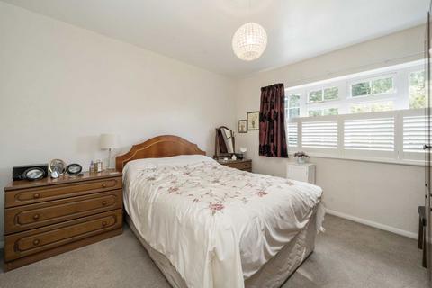 3 bedroom bungalow for sale, Abbey Road, Shepperton TW17