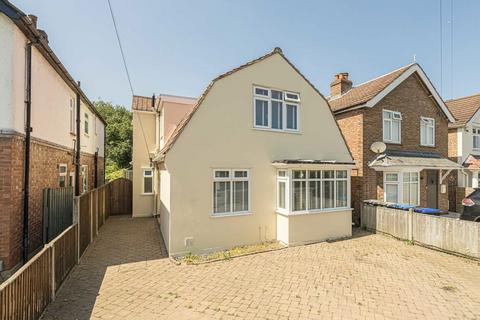 4 bedroom house for sale, New Haw Road, Addlestone KT15