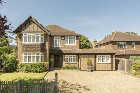 4 bedroom detached house for sale, Woodside Avenue, Walton-On-Thames KT12