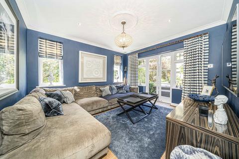 4 bedroom detached house for sale, Woodside Avenue, Walton-On-Thames KT12