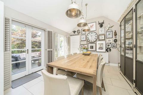 4 bedroom detached house for sale, Woodside Avenue, Walton-On-Thames KT12