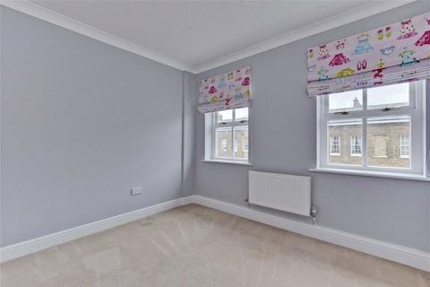 4 bedroom terraced house to rent, Ellesmere Place, Walton-On-Thames KT12