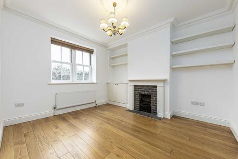 12 Springfield Lane, Weybridge, KT13 8AW