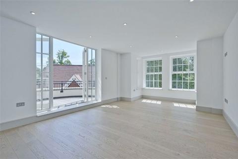 2 bedroom flat to rent, Ridgewood, Weybridge KT13