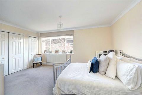 2 bedroom house to rent, Raymond Road, Wimbledon