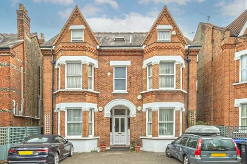 3 bedroom flat to rent, Worple Road, Wimbledon