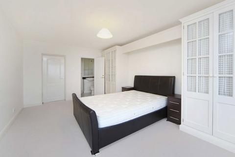 2 bedroom flat to rent, Somerset Road, Wimbledon