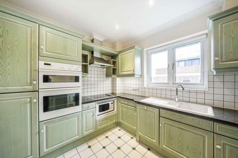 2 bedroom flat to rent, The Downs, Wimbledon