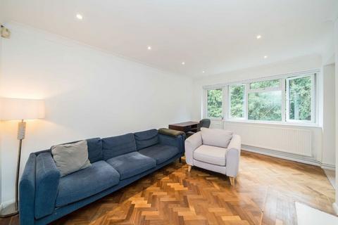 2 bedroom flat to rent, Heath Mead, Wimbledon