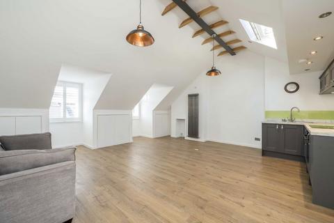 Studio for sale, Brougham Road, London W3