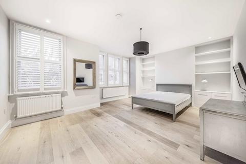 26 Brougham Road, London, W3 6JD