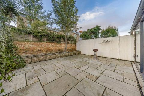 26 Brougham Road, London, W3 6JD
