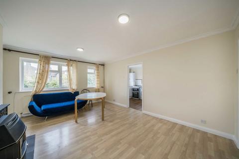 2 bedroom flat for sale, Acacia Road, London W3