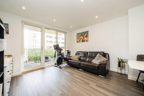 2 bedroom flat for sale, Bollo Bridge Road, London W3