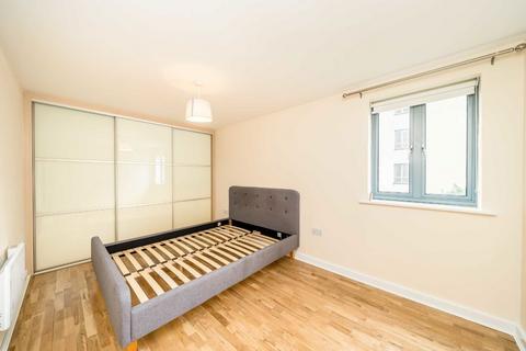 1 bedroom flat for sale, Agate Close, London NW10