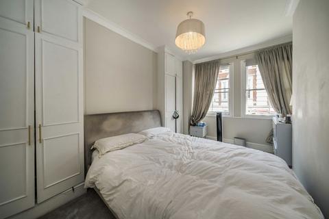 2 bedroom flat for sale, Winchester Street, London W3