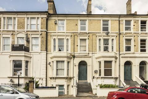 2 bedroom flat for sale, Horn Lane, London W3