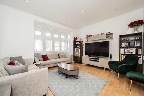 4 bedroom house for sale, Cecil Road, London W3