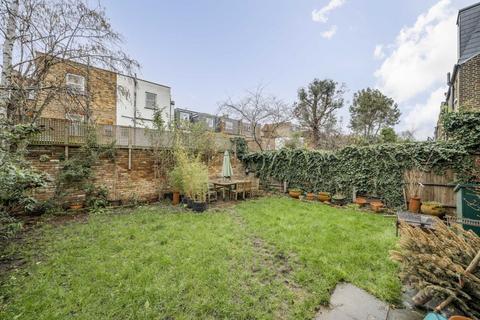 17 Grafton Road, London, W3 6PB