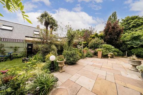 5 bedroom house for sale, Friary Road, London W3