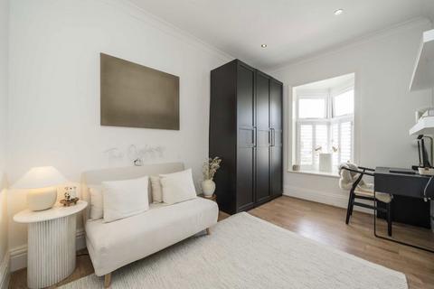 2 bedroom flat for sale, Oakley Avenue, London W5