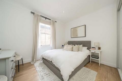 2 bedroom flat for sale, Oakley Avenue, London W5