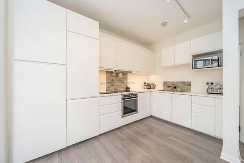 2 bedroom flat for sale, Allison Road, London W3