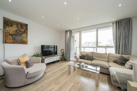 2 bedroom flat for sale, Hanbury Road, London W3