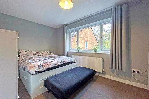 117 Hawkswood Drive, Wednesbury, WS10 8GA