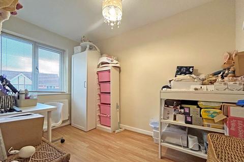 117 Hawkswood Drive, Wednesbury, WS10 8GA