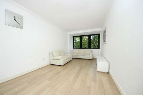 2 bedroom flat for sale, Brunswick Road, London W5