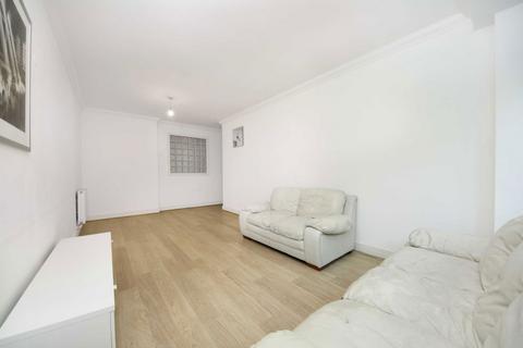 2 bedroom flat for sale, Brunswick Road, London W5