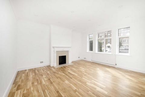 2 bedroom flat for sale, Hamilton Road, London W5