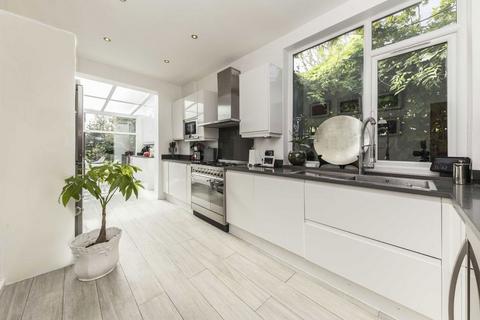 5 Rosemount Road, London, W13 0HJ