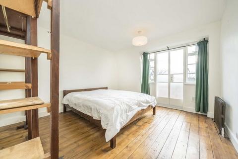39 Ealing Village, London, W5 2LZ