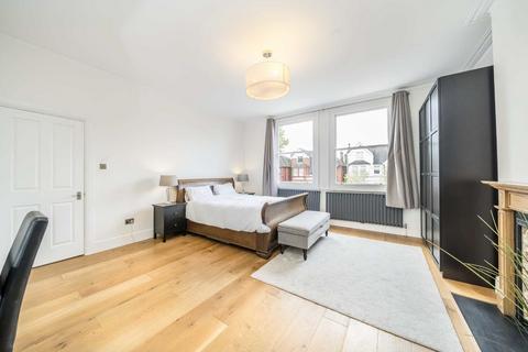 2 bedroom flat for sale, Grange Road, London W5