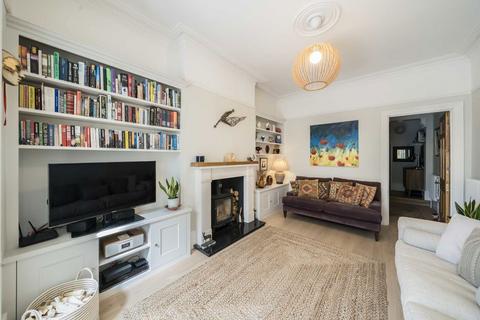 65 Lavington Road, London, W13 9LR