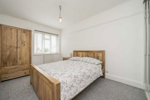 2 bedroom flat for sale, Windmill Road, London W5