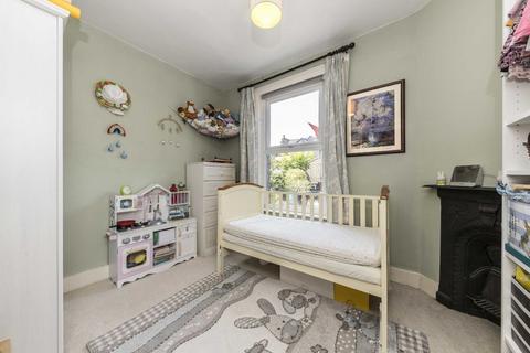 2 bedroom maisonette for sale, Westfield Road, London W13