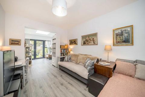 1 bedroom flat for sale, Jersey Road, London W7