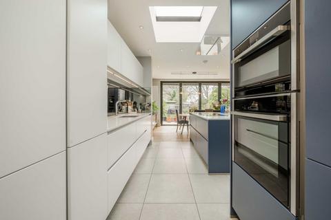 12 Gloucester Road, London, W5 4JB